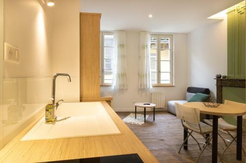 Apartamento Appartement R2 T2 Rodez Centre Historique