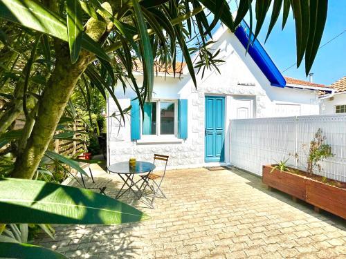 Charmante Maison Ind�pendante (800m De La Plage)