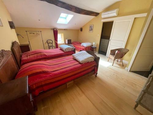 Hostal La Ferme De Villeneuve