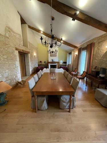 Hostal La Ferme De Villeneuve