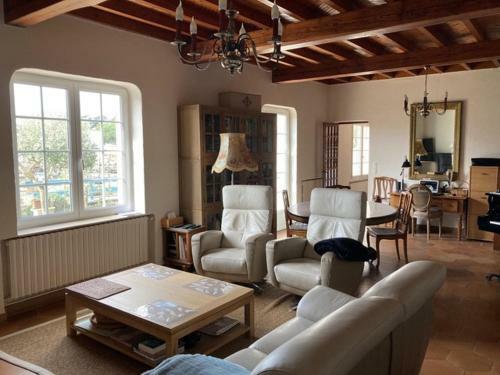 Spacieuse Villa � 100m De La Plage De St Palais Sur Mer