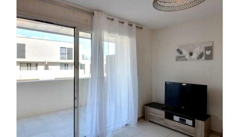 Apartment For 6 People In A Secure Residence