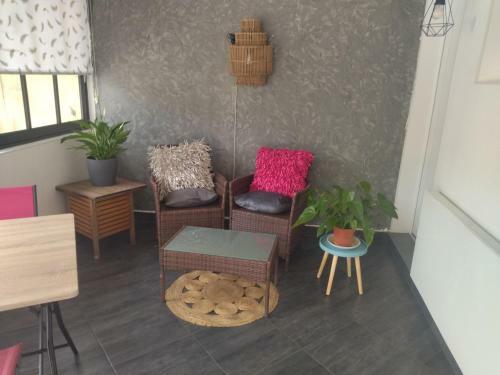 Chambre Pinky Elisabeth Proche Paris