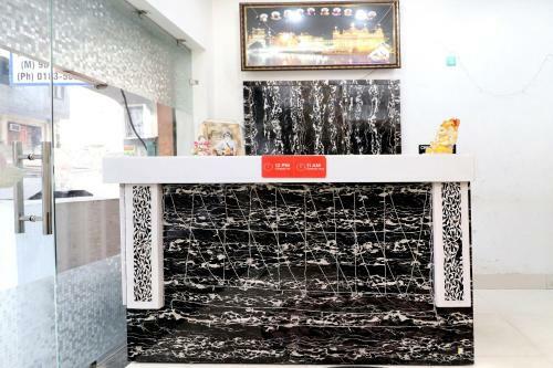 Oyo 26591 Hotel Angad Inn