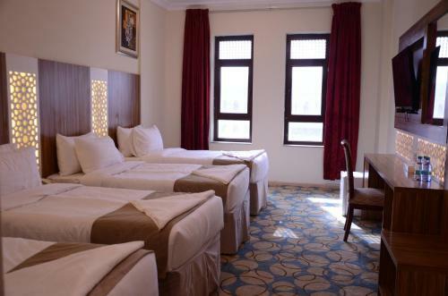 ???? ????? ??????? Artal International Hotel