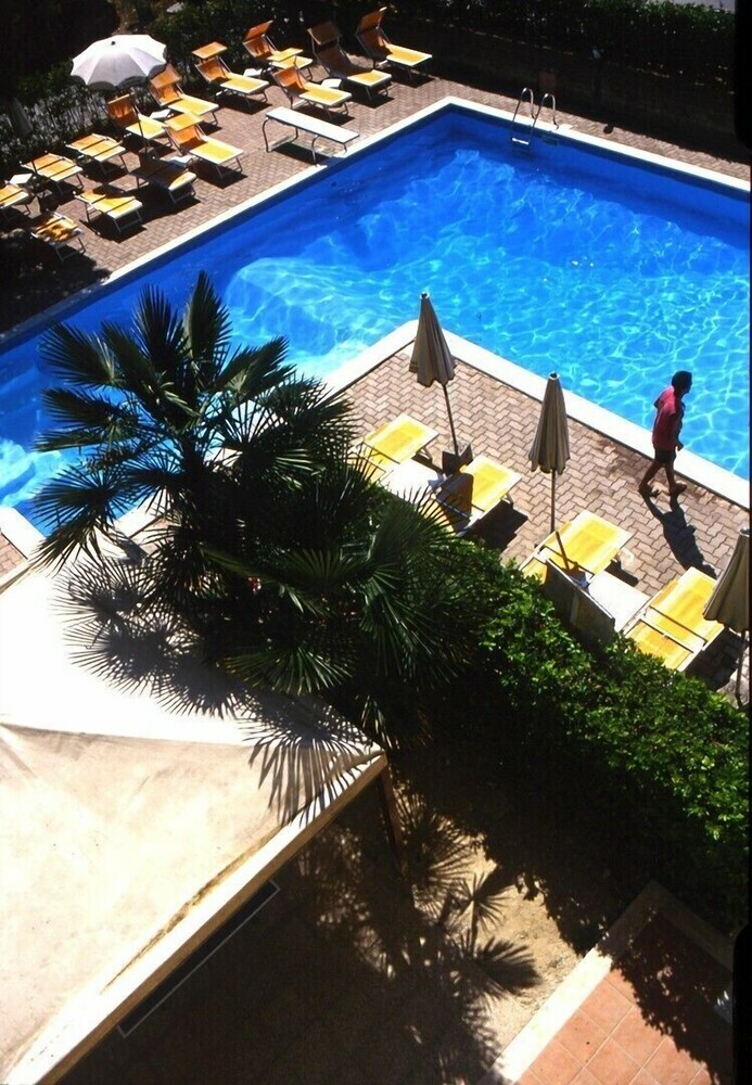 Hotel Rivadoro