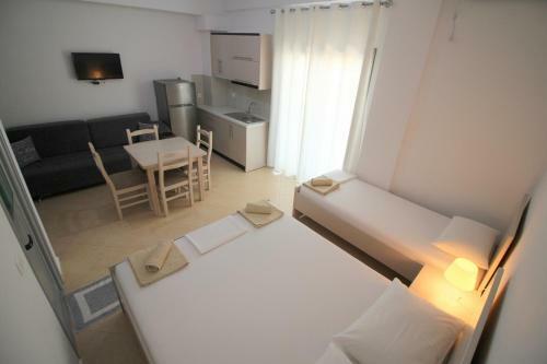 Erjon Apartments