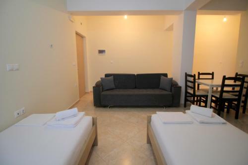 Erjon Apartments