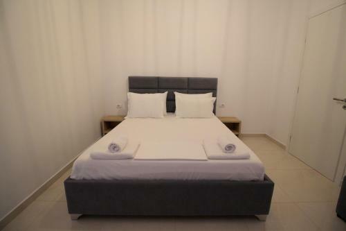 J&b Hotel