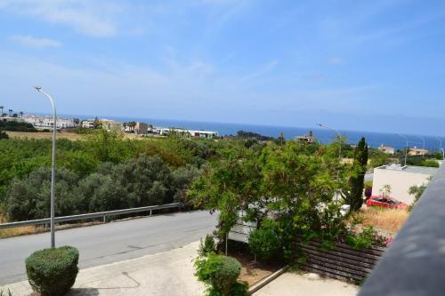 Eden Heights Sea View Apartment 202