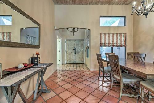 Adobe Mesa Home With Private Hot Tub And Patio!