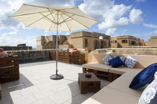 Villa Getaway Npetto Gozo Shared Pool