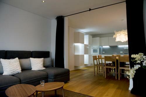 Villa Vila ?marca Remodeled House With Pool