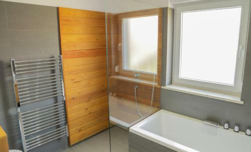 Villa Vila ?marca Remodeled House With Pool