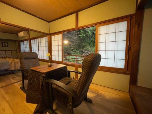 Nara Yoshino, A Hideaway With A Superb View