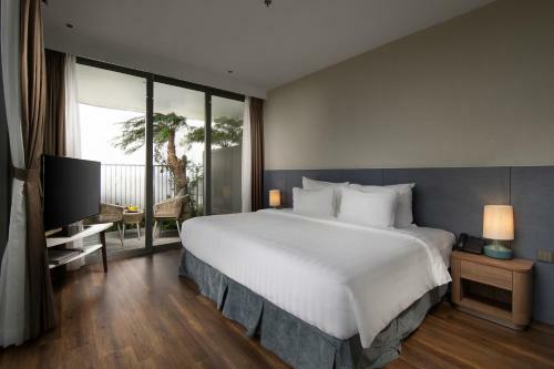 Hotel Flamingo Lan Ha Bay Resort
