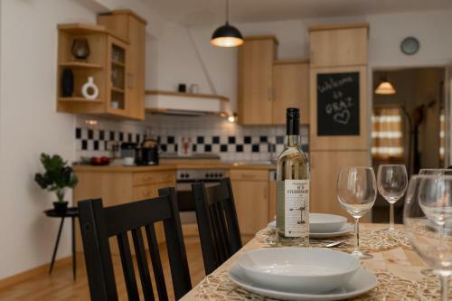 Fresh Apartment With Terrace + Free Parking