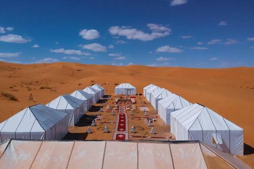 Shooting Stars Luxury Desert Camp