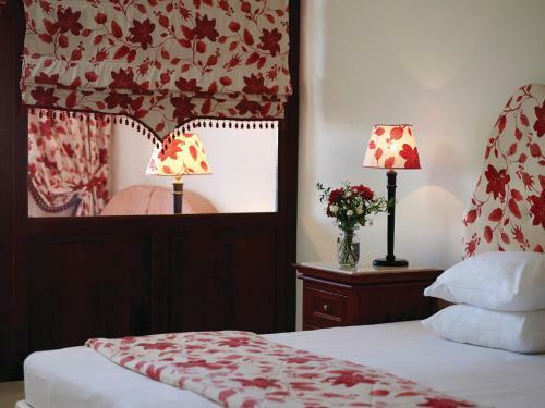 Hotel Roda Beach Resort & Spa