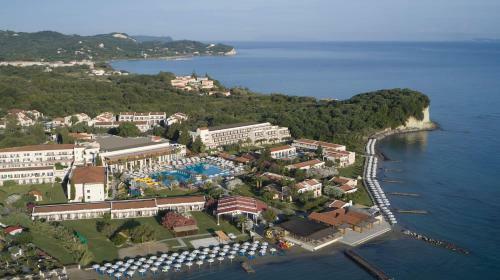 Hotel Roda Beach Resort & Spa