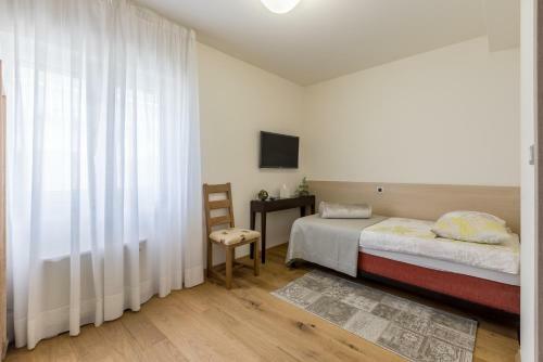Apartments Lav & Lavica