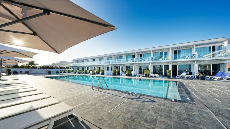 Apartamentos Lara - Nido Del Aguila