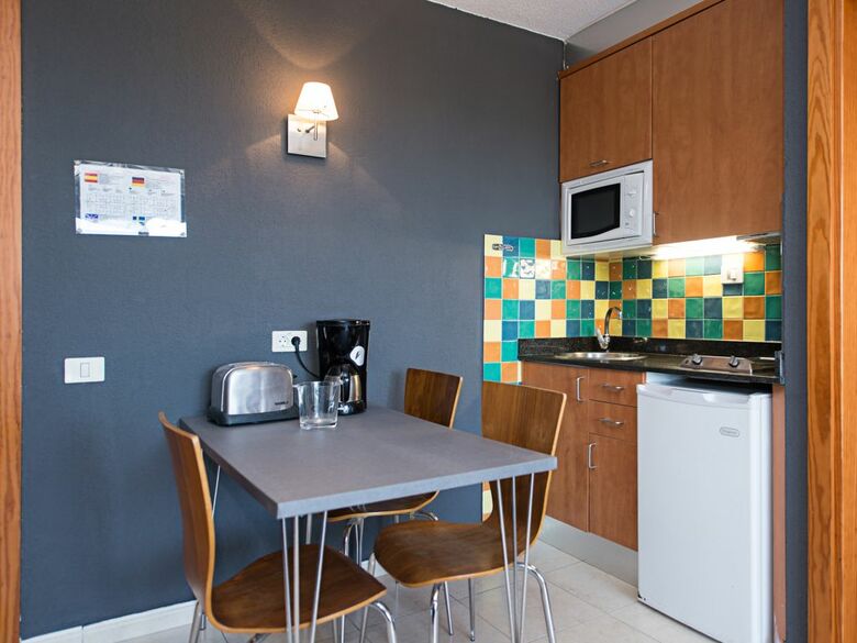 Axelbeach Maspalomas Apartments & Lounge Club - Adults Only