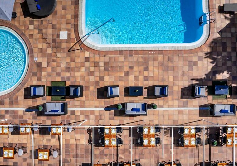 Axelbeach Maspalomas Apartments & Lounge Club - Adults Only
