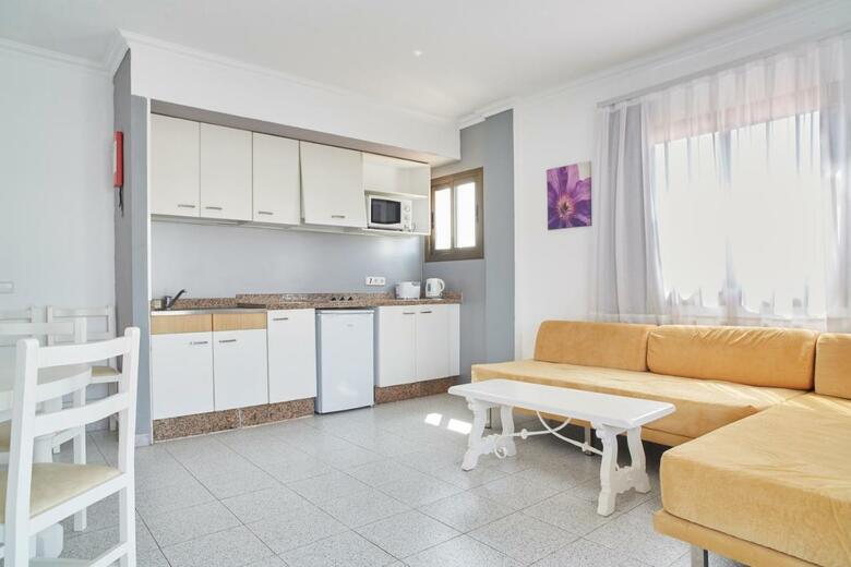Invisa Hotel Casa Luis