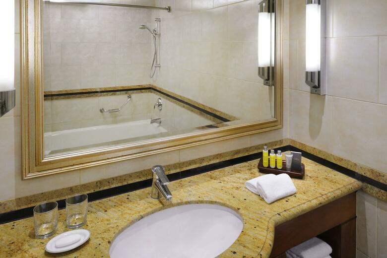 Cairo Marriott Hotel & Omar Khayyam Casino