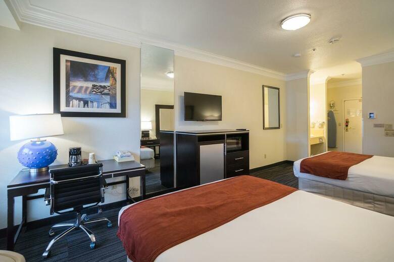 Arena Hotel