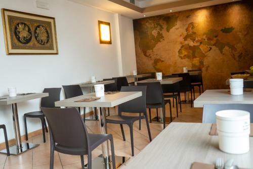 Hotel Garn� Villa Fontana