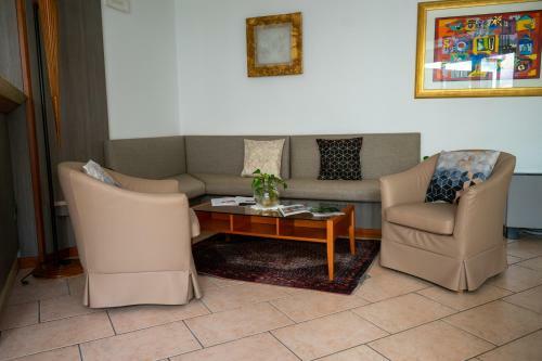 Hotel Garn� Villa Fontana