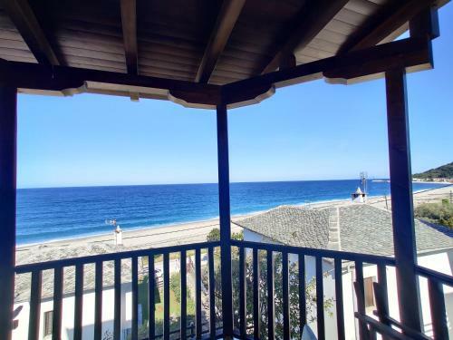 Serene Seaside House At The Best Beach