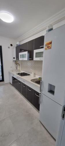 Apartament 2 Camere Cu 2 Bai Mamaia Butoaie