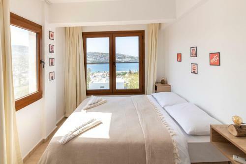 Triplex Villa With An Amazing View In Bodrum