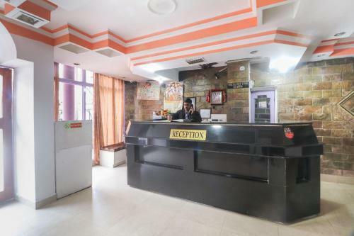 Spot On 64059 Hotel Raj Palace