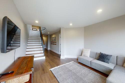 Fraser River Retreat