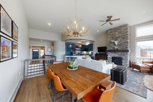 Fraser River Retreat