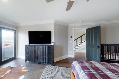 Fraser River Retreat