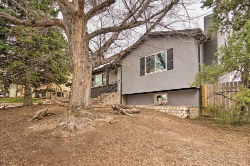 Charming Colorado Springs Home With Game Room!