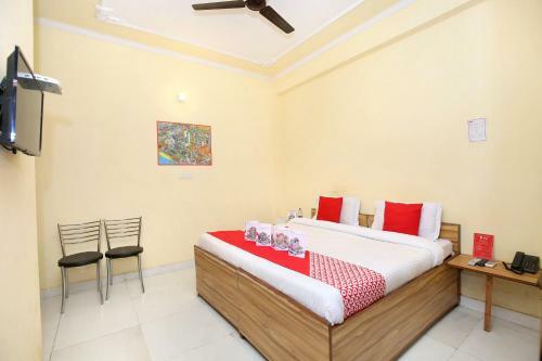 Hotel Oyo 14823 Skyheights