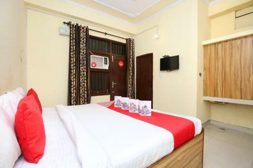 Hotel Oyo 14823 Skyheights