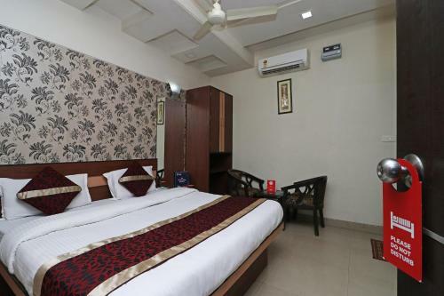 Oyo 10414 Hotel Tushar Residency