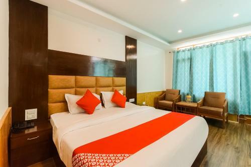 Oyo 61499 Hotel For Season