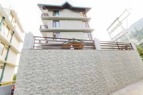 Oyo 61499 Hotel For Season