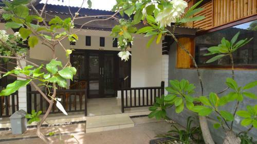 Hostal Gili Guest House & Souvenir Shop