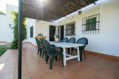 El Patio Del Limonero En La Playa. Casa Privada
