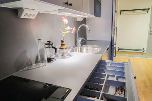 Luxury Business Studio Apartment Street View