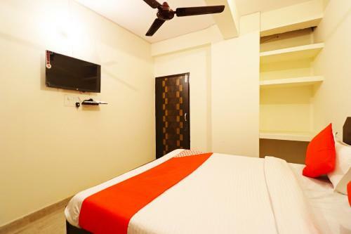 Hotel Oyo 60914 Crb Palace